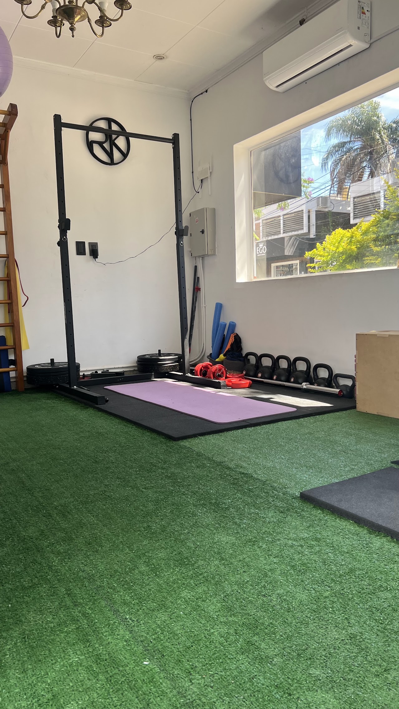 Gimnasio terapéutico y consultorio de Kinesiología REHAB en Resistencia